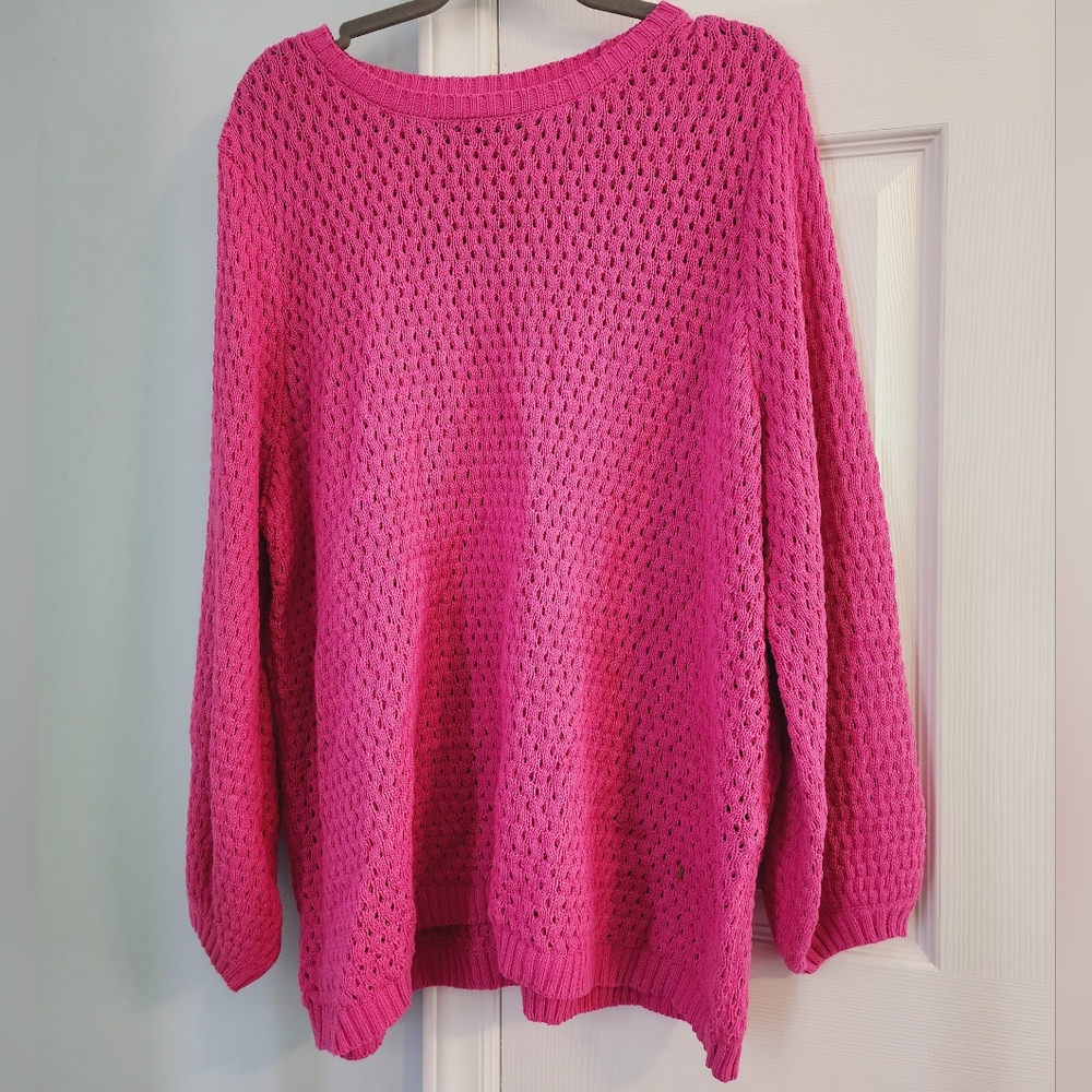 SWEATER